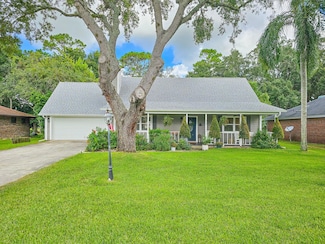 33 Lazy Eight Dr, Port Orange, FL 32128
