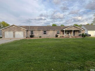 506 N Perrine St, Morrisonville, IL 62546