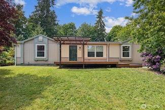 824 Cherub Place E, Port Orchard, WA 98366