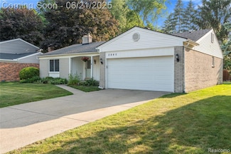 5945 Slate Dr, Troy, MI 48085