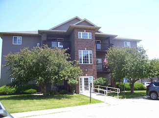 505 Penn Ct Unit 1, North Liberty, IA 52317
