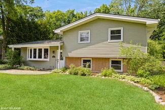 2510 Timber Ln, Lindenhurst, IL 60046