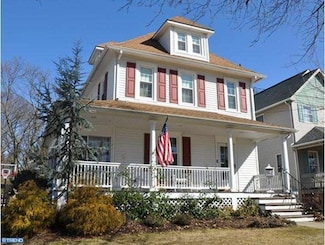 1049 W High St, Haddon Heights, NJ 08035