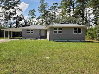 321 Circle Heights Dr, Loris, SC 29569