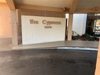 1200 Saint Charles Place Unit 315, Pembroke Pines, FL 33026