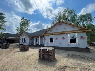 1260 Sandpiper Dr, Sumter, SC 29154