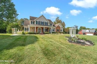 7007 Summer Oak Ln, Knoxville, TN 37918