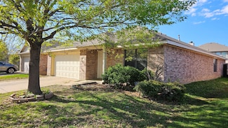 4305 Grassmere Rd, Fort Worth, TX 76244