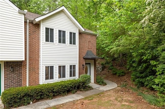 7098 Stonington Dr NE, Atlanta, GA 30328