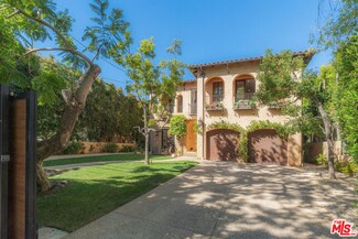 11721 Chenault St, Los Angeles, CA 90049