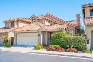 5760 Madrid Ln, Long Beach, CA 90814