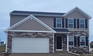 2792 Somerset St, Lapeer, MI 48446