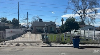 621 Columbus St, Bakersfield, CA 93305