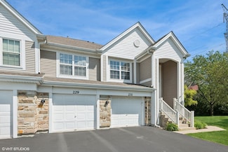 229 Concord Ln, Carol Stream, IL 60188