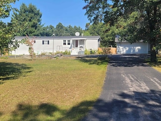 292 Ember Dr, Oxford, WI 53952