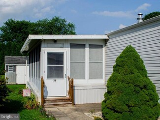 1300 E Kercher Ave Unit 38, Myerstown, PA 17067