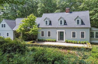 61 Laurelwood Rd, Holden, MA 01520