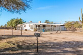 1368 N Plaza Dr, Apache Junction, AZ 85120