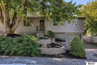 8708 S 138th Ave, Omaha, NE 68138