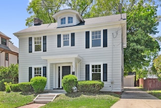 452 Wilder St, Aurora, IL 60506