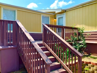 1328 Steen Rd, Kingsland, TX 78639
