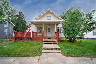 420 S Seltzer St, Crestline, OH 44827