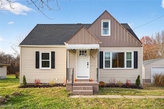 4960 Palmyra Rd SW, Warren, OH 44481