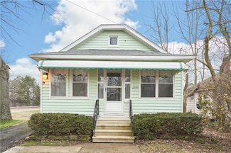 2645 Pelton Ave, Akron, OH 44314