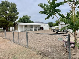 655 E Tonto Creek Trail, Tonto Basin, AZ 85553