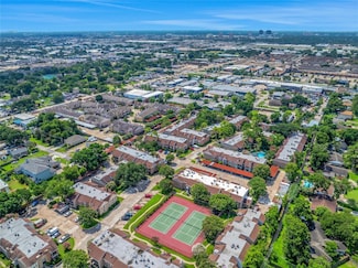 2800 Jeanetta St Unit 806, Houston, TX 77063