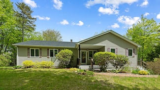 92 Haynes Ave, Ellsworth, ME 04605