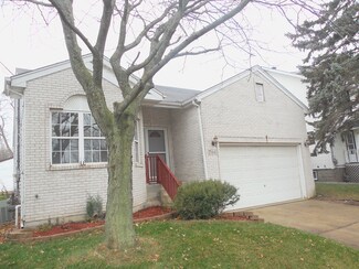 706 Illinois St, Lemont, IL 60439