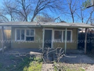 910 Green St, San Antonio, TX 78225
