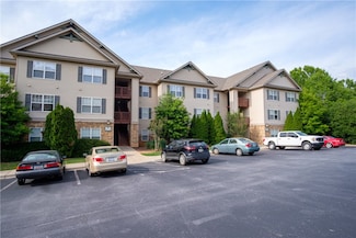 633 Harts Cove Way, Seneca, SC 29678
