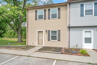 12 Tinkerview Dr Unit C1, Cloverdale, VA 24077