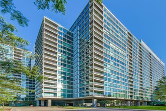9655 Woods Dr Unit 508, Skokie, IL 60077