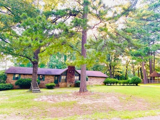 3670 Braxton Rd, Camden, AR 71701