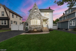 910 Caldwell Ave, Union, NJ 07083