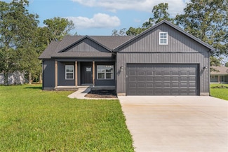 237 Greenbriar Ln, Smiths Grove, KY 42171