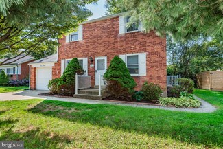 2013 Harvard Ave, Camp Hill, PA 17011