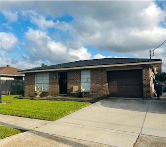 2800 Cardinal Dr, Marrero, LA 70072
