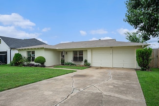 5924 Walraven Cir, Fort Worth, TX 76133