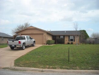 103 Mohawk Ave, Geronimo, OK 73543