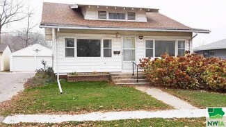 110 Division St, Alta, IA 51002
