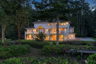 100 Lands End Ln, Port Townsend, WA 98368