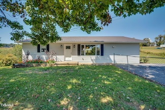 332 Deerlick Rd, Piney Flats, TN 37686