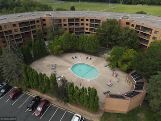 3320 Louisiana Ave S Unit 107, Saint Louis Park, MN 55426