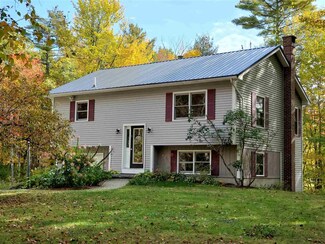 6 Port Wedeln Rd, Wolfeboro, NH 03894