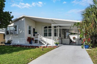 8386 SE Wren Ave, Hobe Sound, FL 33455
