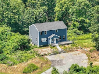 945 Mason Rd, Wilton, NH 03086